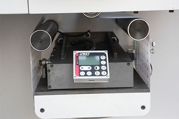 Автоматическая инспекционно-перемоточная машина для этикеток ZB-320